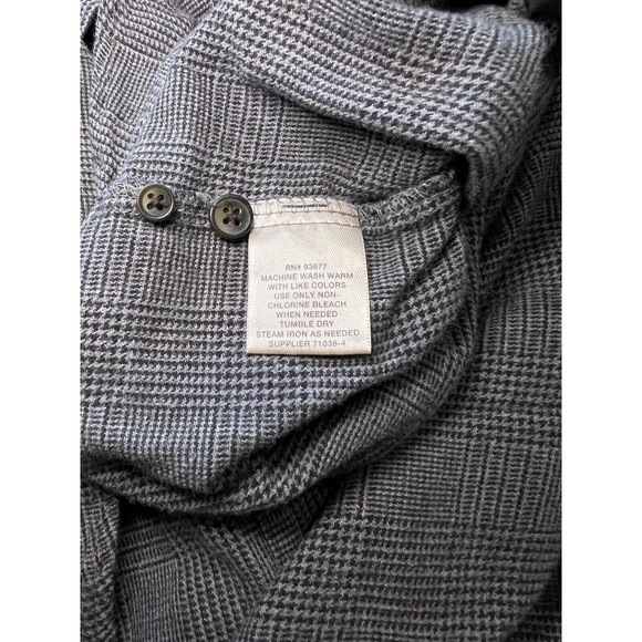 St. John's Bay Men's Gray Black Flannel Classic Fit Button Down Shirt Size XL - Picture 8 of 8